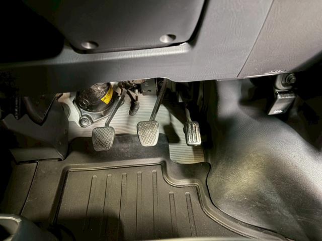 アクティバン SDX 車検9年11月 4WD 5MT マニュアルギヤシフト キーレス ラジオ ABS SRSエアバッグ ヘッドライトレベライザー パワステ パワーウィンドウ(36枚目)