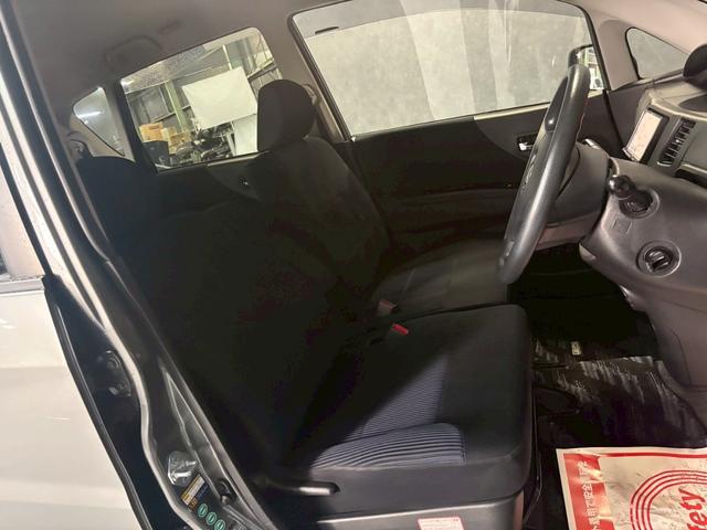 ムーヴ カスタム Xリミテッド 車検9年11月 オートギヤシフト スマートキー ナビ ETC バックカメラ ABS SRSエアバッグ パワステ パワーウィンドウ ドライブレコーダー アルミホイール フォグランプ 2WD CVT(18枚目)