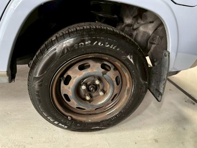 ラシーン ｆｔ　タイプＩＩ　車検８年１０月　４ＷＤ　オートギヤシフト　カセットデッキ　ＡＢＳ　ＳＲＳエアバッグ　パワステ　パワーウィンドウ　４ＡＴ（12枚目）