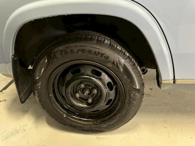 ラシーン ｆｔ　タイプＩＩ　車検８年１０月　４ＷＤ　オートギヤシフト　カセットデッキ　ＡＢＳ　ＳＲＳエアバッグ　パワステ　パワーウィンドウ　４ＡＴ（37枚目）