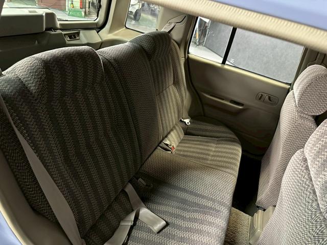 ラシーン ｆｔ　タイプＩＩ　車検８年１０月　４ＷＤ　オートギヤシフト　カセットデッキ　ＡＢＳ　ＳＲＳエアバッグ　パワステ　パワーウィンドウ　４ＡＴ（42枚目）