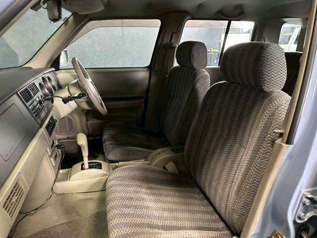 ラシーン ｆｔ　タイプＩＩ　車検８年１０月　４ＷＤ　オートギヤシフト　カセットデッキ　ＡＢＳ　ＳＲＳエアバッグ　パワステ　パワーウィンドウ　４ＡＴ（43枚目）