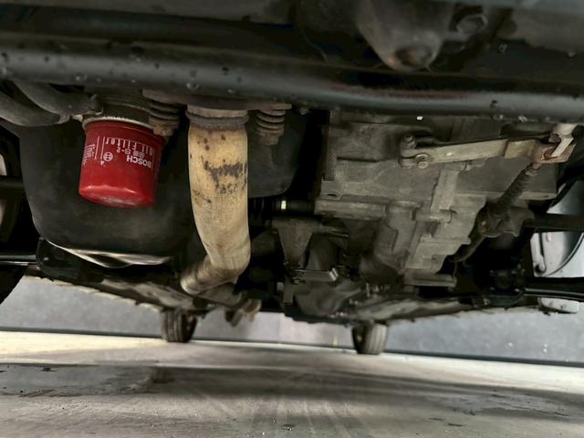 Ｋｅｉワークス ベースグレード　車検９年１月　ターボ　５ＭＴ　マニュアルギヤシフト　キーレス　社外サスペンション　柿本マフラー　ＡＢＳ　ＳＲＳエアバッグ　レカロシート　パワステ　パワーウィンドウ　アルミホイール　ルーフキャリア（40枚目）