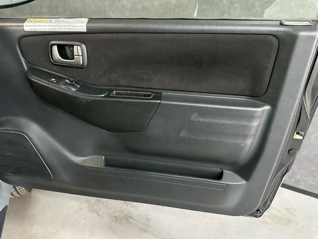 パジェロミニ ＶＲ－Ｓ　車検９年２月　ターボ　４ＷＤ　オートギヤシフト　キーレス　スペアーキー　ナビ　ＡＢＳ　ＳＲＳエアバッグ　レカロシート　ヘッドライトレベライザー　パワステ　パワーウィンドウ　フォグランプ　アルミホイール（11枚目）