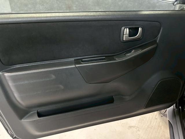 パジェロミニ ＶＲ－Ｓ　車検９年２月　ターボ　４ＷＤ　オートギヤシフト　キーレス　スペアーキー　ナビ　ＡＢＳ　ＳＲＳエアバッグ　レカロシート　ヘッドライトレベライザー　パワステ　パワーウィンドウ　フォグランプ　アルミホイール（14枚目）