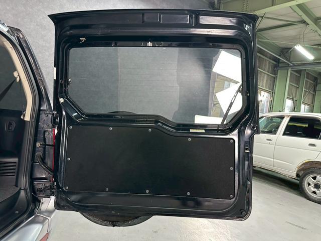 パジェロミニ ＶＲ－Ｓ　車検９年２月　ターボ　４ＷＤ　オートギヤシフト　キーレス　スペアーキー　ナビ　ＡＢＳ　ＳＲＳエアバッグ　レカロシート　ヘッドライトレベライザー　パワステ　パワーウィンドウ　フォグランプ　アルミホイール（17枚目）