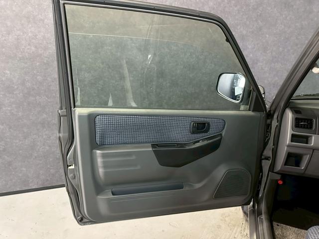 パジェロミニ V 車検9年11月 ターボ 4WD 5MT マニュアルギヤシフト カセットデッキ タイミングベルト交換済み ABS SRSエアバッグ フォグランプ パワステ パワーウィンドウ アルミホイール(24枚目)