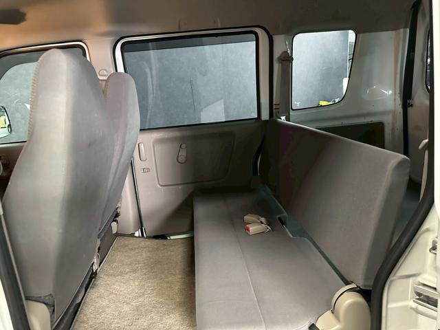 エブリイ ＰＣ　車検９年１１月　４ＷＤ　オートギヤシフト　キーレス　ナビ　ＡＢＳ　ＳＲＳエアバッグ　ヘッドライトレベライザー　パワステ　パワーウィンドウ　ルーフキャリア　３ＡＴ（28枚目）