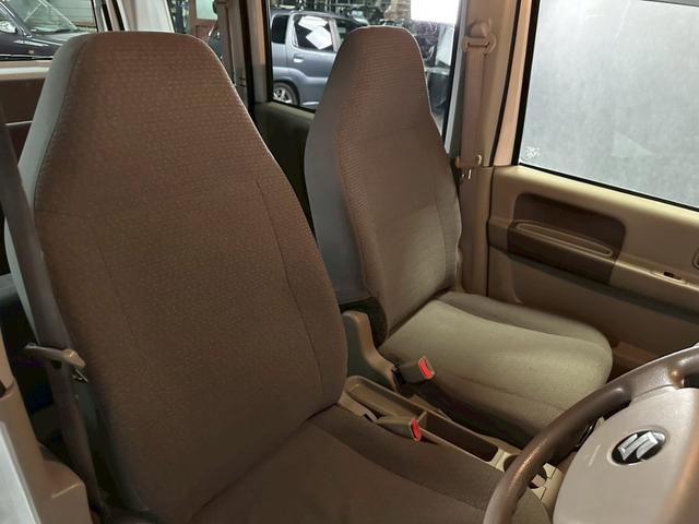 エブリイ ＰＣ　車検９年１１月　４ＷＤ　オートギヤシフト　キーレス　ナビ　ＡＢＳ　ＳＲＳエアバッグ　ヘッドライトレベライザー　パワステ　パワーウィンドウ　ルーフキャリア　３ＡＴ（49枚目）