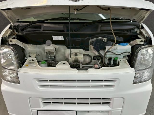 エブリイ ＰＣ　車検９年１１月　４ＷＤ　オートギヤシフト　キーレス　ナビ　ＡＢＳ　ＳＲＳエアバッグ　ヘッドライトレベライザー　パワステ　パワーウィンドウ　ルーフキャリア　３ＡＴ（57枚目）