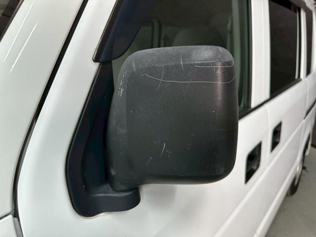 エブリイ ＰＣ　車検９年１１月　４ＷＤ　オートギヤシフト　キーレス　ナビ　ＡＢＳ　ＳＲＳエアバッグ　ヘッドライトレベライザー　パワステ　パワーウィンドウ　ルーフキャリア　３ＡＴ（61枚目）