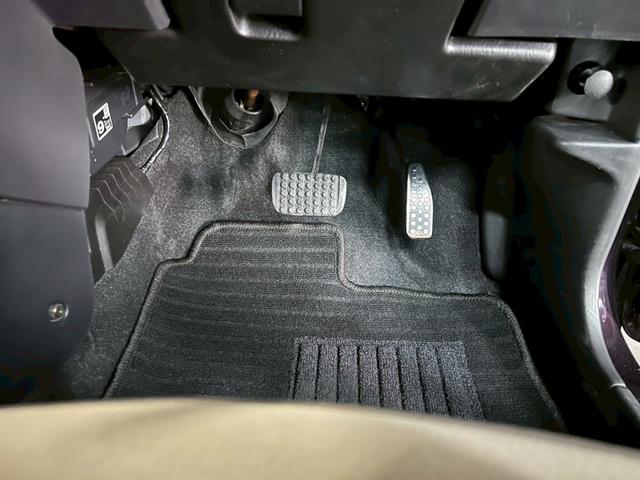 ミラジーノ ジーノリミテッド 車検9年11月 オートギヤシフト キーレス CD ABS SRSエアバッグパワステ パワーウィンドウ アルミホイール 2WD 4AT(26枚目)