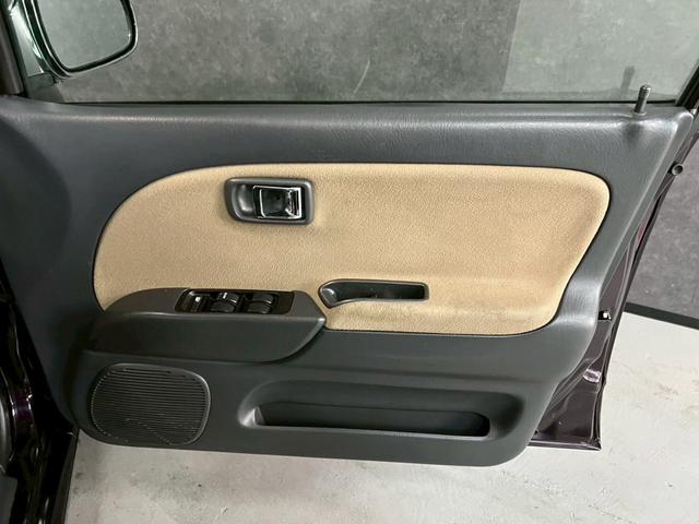 ミラジーノ ジーノリミテッド 車検9年11月 オートギヤシフト キーレス CD ABS SRSエアバッグパワステ パワーウィンドウ アルミホイール 2WD 4AT(31枚目)