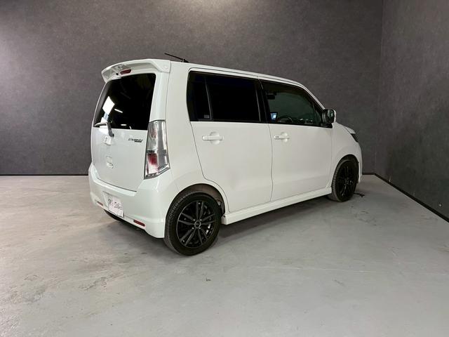 ワゴンRスティングレー リミテッド 車検8年8月 オートギヤシフト スマートキー ナビ ABS SRSエアバッグ イルミネーション パワステ パワーウィンドウ アルミホイール フォグランプ 2WD CVT(24枚目)