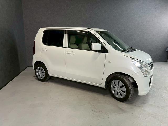 ワゴンR FX 車検9年11月 4WD オートギヤシフト キーレス キー2本 CD ABS SRSエアバッグ ヘッドライトレベライザー パワステ パワーウィンドウ シートヒーター アイドリングストップ CVT(17枚目)