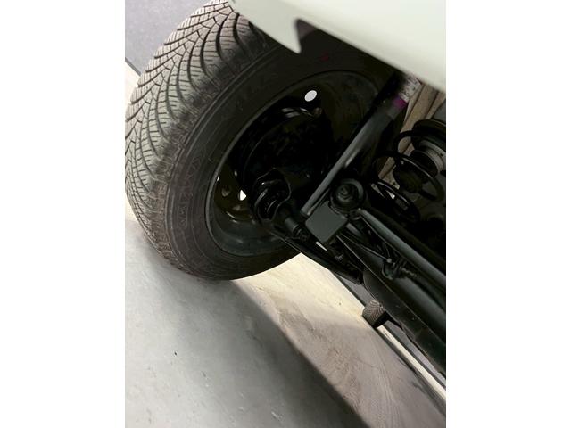 ワゴンR FX 車検9年11月 4WD オートギヤシフト キーレス キー2本 CD ABS SRSエアバッグ ヘッドライトレベライザー パワステ パワーウィンドウ シートヒーター アイドリングストップ CVT(19枚目)