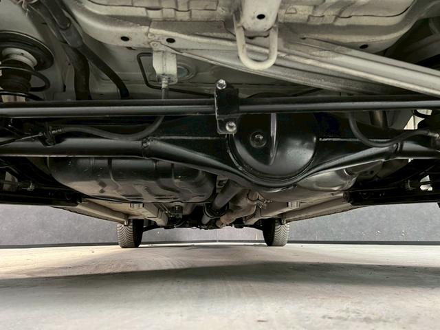 ワゴンR FX 車検9年11月 4WD オートギヤシフト キーレス キー2本 CD ABS SRSエアバッグ ヘッドライトレベライザー パワステ パワーウィンドウ シートヒーター アイドリングストップ CVT(23枚目)