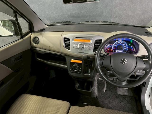 ワゴンR FX 車検9年11月 4WD オートギヤシフト キーレス キー2本 CD ABS SRSエアバッグ ヘッドライトレベライザー パワステ パワーウィンドウ シートヒーター アイドリングストップ CVT(24枚目)