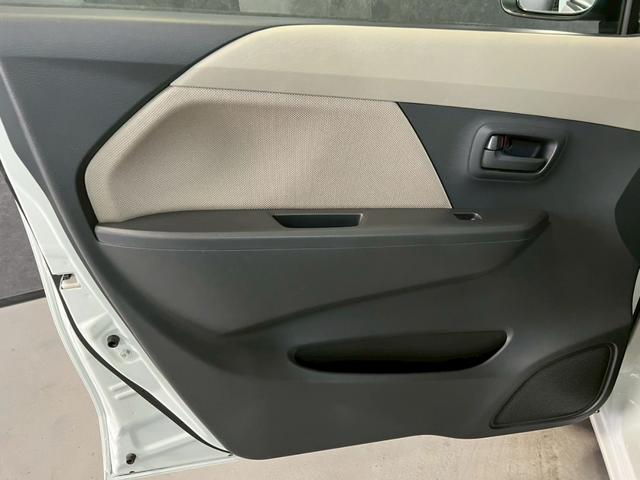 ワゴンR FX 車検9年11月 4WD オートギヤシフト キーレス キー2本 CD ABS SRSエアバッグ ヘッドライトレベライザー パワステ パワーウィンドウ シートヒーター アイドリングストップ CVT(38枚目)