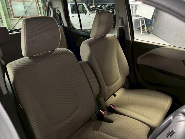 ワゴンR FX 車検9年11月 4WD オートギヤシフト キーレス キー2本 CD ABS SRSエアバッグ ヘッドライトレベライザー パワステ パワーウィンドウ シートヒーター アイドリングストップ CVT(40枚目)