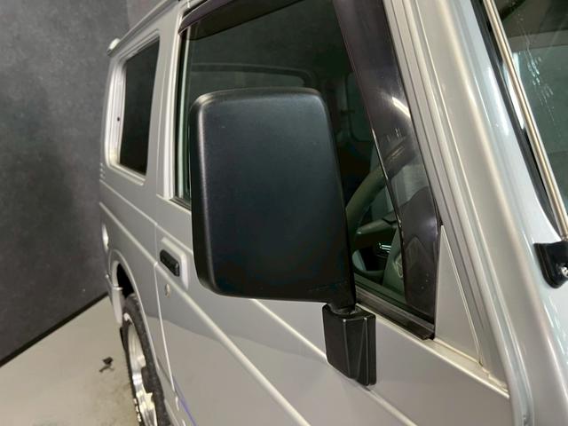 ジムニー ランドベンチャー 車検9年8月 ターボ 4WD 5MT マニュアルギヤシフト キーレス キー2本 カセット アルミホイール フォグランプ(8枚目)