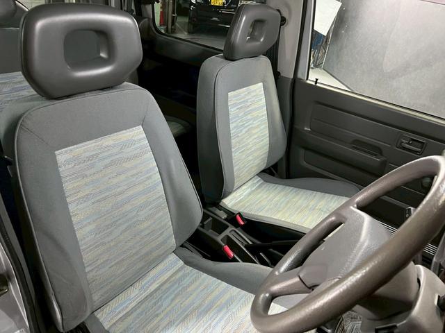 ジムニー ランドベンチャー 車検9年8月 ターボ 4WD 5MT マニュアルギヤシフト キーレス キー2本 カセット アルミホイール フォグランプ(19枚目)