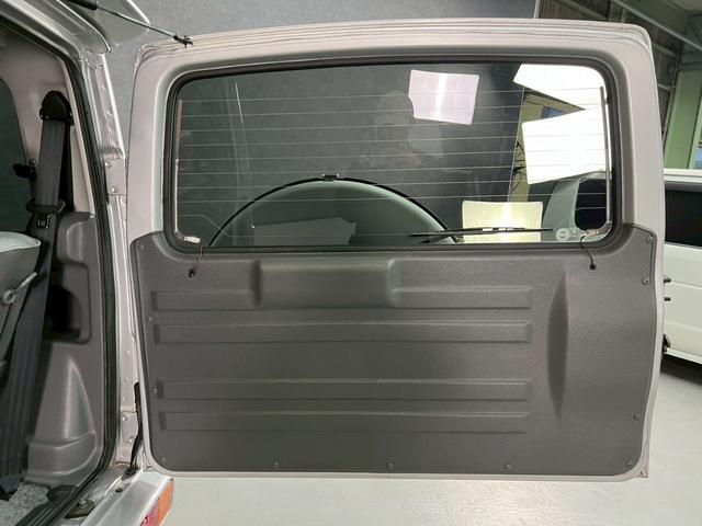 ジムニー ランドベンチャー 車検9年8月 ターボ 4WD 5MT マニュアルギヤシフト キーレス キー2本 カセット アルミホイール フォグランプ(38枚目)