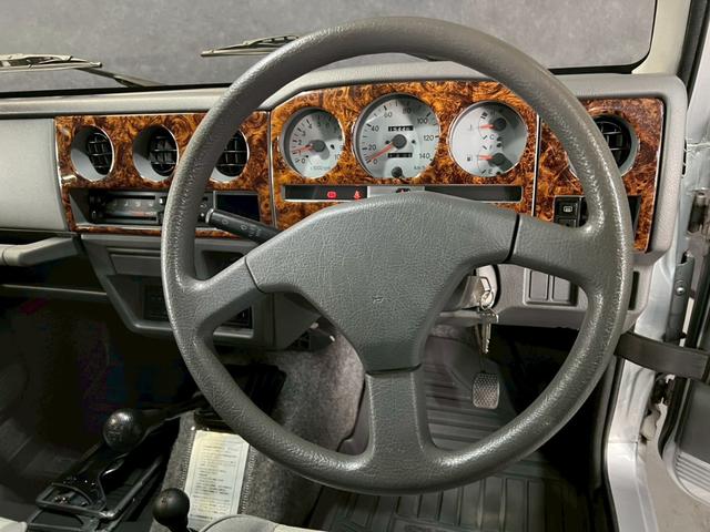 ジムニー ランドベンチャー 車検9年8月 ターボ 4WD 5MT マニュアルギヤシフト キーレス キー2本 カセット アルミホイール フォグランプ(40枚目)