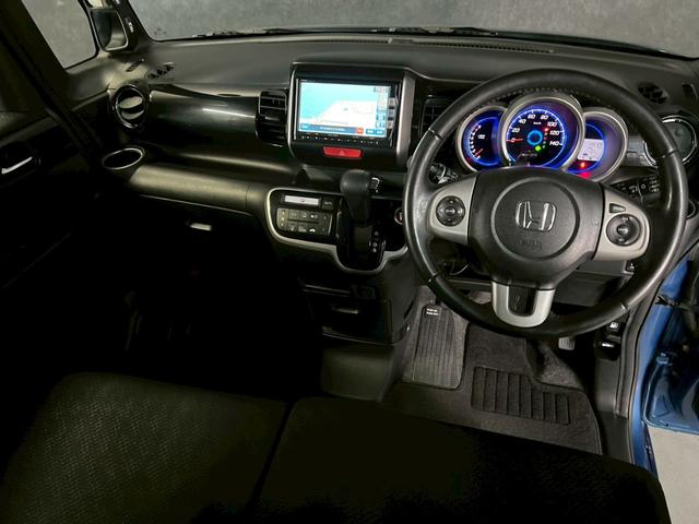 N-BOX+カスタム G・ターボパッケージ 車検9年11月 ターボ 4WD オートギヤシフト スマートキー ナビ 両側電動スライドドア ABS SRSエアバッグ 横滑り防止 ヘッドライトレベライザー パワステ パワーウィンドウ アルミホイール(21枚目)