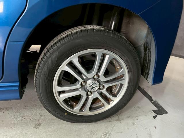 N-BOX+カスタム G・ターボパッケージ 車検9年11月 ターボ 4WD オートギヤシフト スマートキー ナビ 両側電動スライドドア ABS SRSエアバッグ 横滑り防止 ヘッドライトレベライザー パワステ パワーウィンドウ アルミホイール(24枚目)