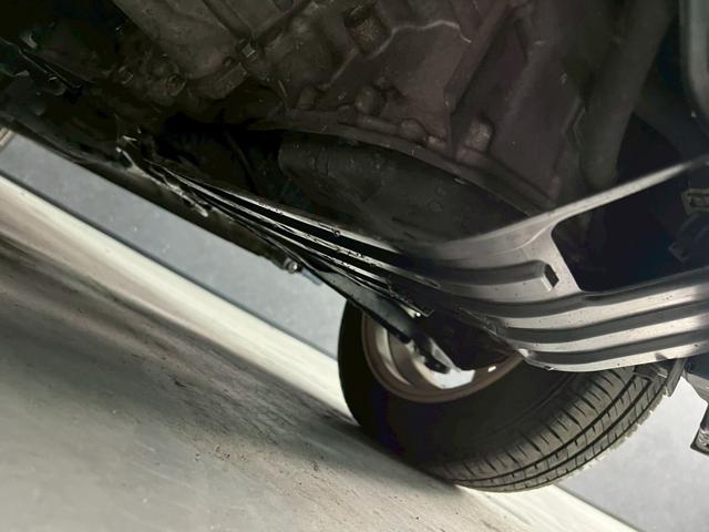 N-BOX+カスタム G・ターボパッケージ 車検9年11月 ターボ 4WD オートギヤシフト スマートキー ナビ 両側電動スライドドア ABS SRSエアバッグ 横滑り防止 ヘッドライトレベライザー パワステ パワーウィンドウ アルミホイール(49枚目)