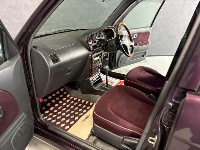 ミラジーノ ジーノ　Ｓエディション　車検９年１１月　オートギヤシフト　キー２本　ＣＤ　カセット　ＡＢＳ　ＳＲＳエアバッグ　パワステ　パワーウィンドウ　アルミホイール　フォグランプ　２ＷＤ　４ＡＴ（42枚目）