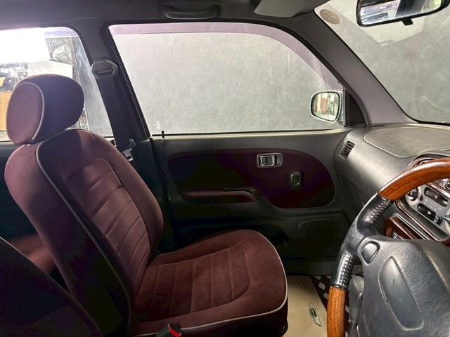 ミラジーノ ジーノ　Ｓエディション　車検９年１１月　オートギヤシフト　キー２本　ＣＤ　カセット　ＡＢＳ　ＳＲＳエアバッグ　パワステ　パワーウィンドウ　アルミホイール　フォグランプ　２ＷＤ　４ＡＴ（48枚目）