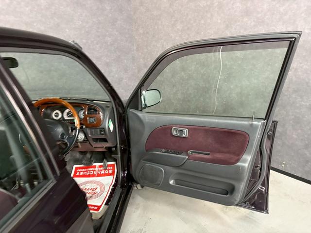 ミラジーノ ジーノ　Ｓエディション　車検９年１１月　オートギヤシフト　キー２本　ＣＤ　カセット　ＡＢＳ　ＳＲＳエアバッグ　パワステ　パワーウィンドウ　アルミホイール　フォグランプ　２ＷＤ　４ＡＴ（55枚目）