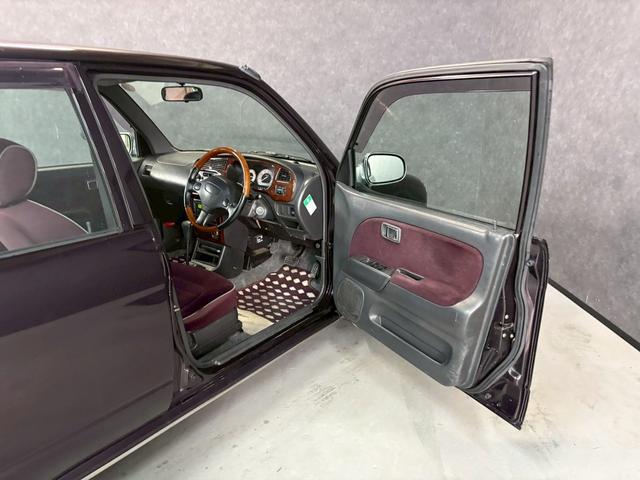 ミラジーノ ジーノ　Ｓエディション　車検９年１１月　オートギヤシフト　キー２本　ＣＤ　カセット　ＡＢＳ　ＳＲＳエアバッグ　パワステ　パワーウィンドウ　アルミホイール　フォグランプ　２ＷＤ　４ＡＴ（62枚目）