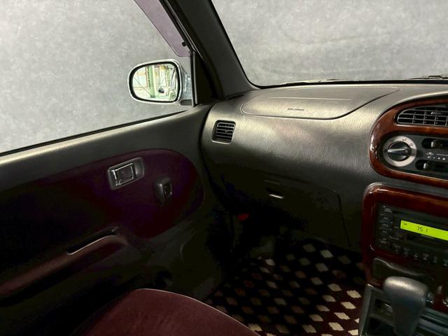 ミラジーノ ジーノ　Ｓエディション　車検９年１１月　オートギヤシフト　キー２本　ＣＤ　カセット　ＡＢＳ　ＳＲＳエアバッグ　パワステ　パワーウィンドウ　アルミホイール　フォグランプ　２ＷＤ　４ＡＴ（66枚目）