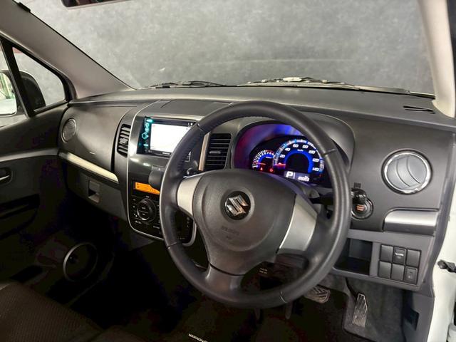 ワゴンＲスティングレー リミテッド　車検９年１１月　オートギヤシフト　スマートキー２本　ナビ　ＡＢＳ　ＳＲＳエアバッグ　イルミネーション　パワステ　パワーウィンドウ　アルミホイール　フォグランプ　２ＷＤ　ＣＶＴ（29枚目）