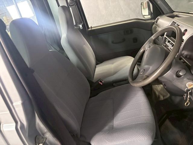 ハイゼットトラック ジャンボ 車検9年11月 4WD オートギヤシフト キーレス ラジオ エアコン ABS SRSエアバッグ パワステ パワーウィンドウ 3AT(20枚目)