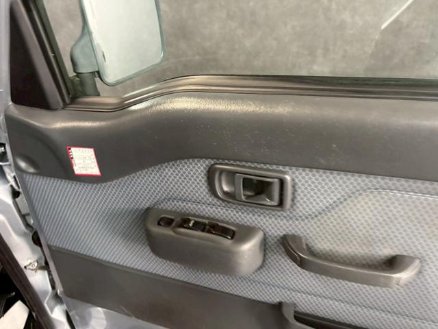 ハイゼットトラック ジャンボ 車検9年11月 4WD オートギヤシフト キーレス ラジオ エアコン ABS SRSエアバッグ パワステ パワーウィンドウ 3AT(26枚目)