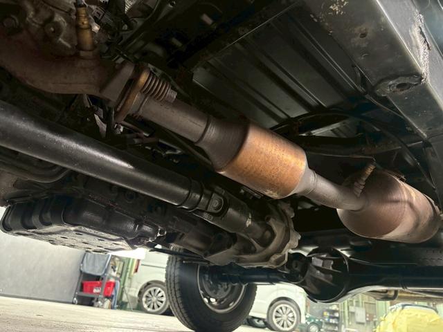 ハイゼットトラック ジャンボ 車検9年11月 4WD オートギヤシフト キーレス ラジオ エアコン ABS SRSエアバッグ パワステ パワーウィンドウ 3AT(65枚目)