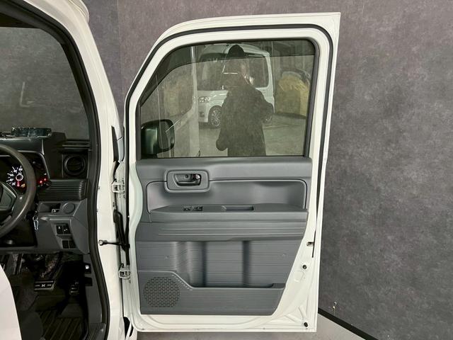 N-VAN G・ホンダセンシング 車検9年11月 オートギヤシフト キーレス ABS SRSエアバッグ 横滑り防止 ヘッドライトレベライザー パワステ パワーウィンドウ ECON 2WD CVT(8枚目)