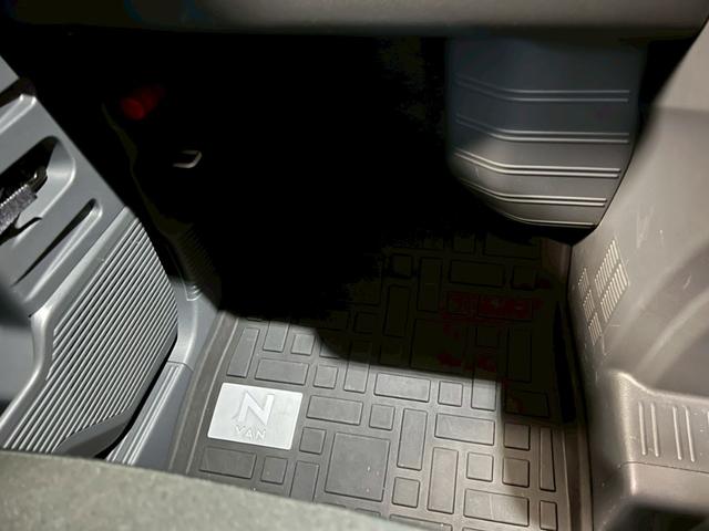 N-VAN G・ホンダセンシング 車検9年11月 オートギヤシフト キーレス ABS SRSエアバッグ 横滑り防止 ヘッドライトレベライザー パワステ パワーウィンドウ ECON 2WD CVT(27枚目)