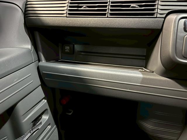 N-VAN G・ホンダセンシング 車検9年11月 オートギヤシフト キーレス ABS SRSエアバッグ 横滑り防止 ヘッドライトレベライザー パワステ パワーウィンドウ ECON 2WD CVT(66枚目)