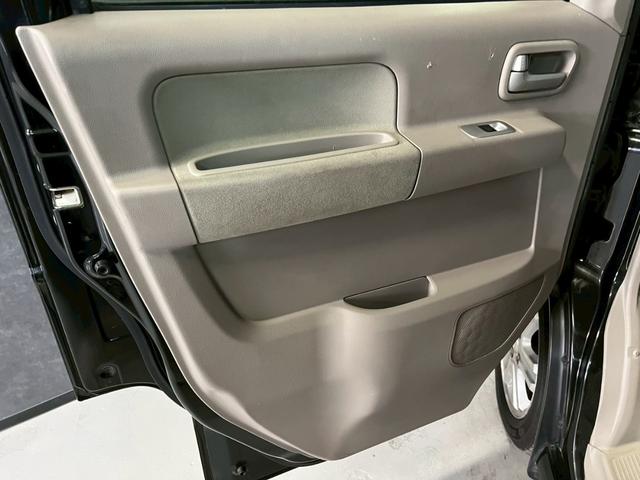 エブリイワゴン ＰＺターボスペシャル　車検９年１月　ターボ　オートギヤシフト　キーレス　ナビ　両側電動スライドドア　ＡＢＳ　ＳＲＳエアバッグ　パワステ　パワーウィンドウ　フォグランプ　アルミホイール　２ＷＤ　４ＡＴ（40枚目）