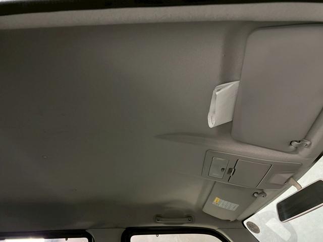 エブリイワゴン ＰＺターボスペシャル　車検９年１月　ターボ　オートギヤシフト　キーレス　ナビ　両側電動スライドドア　ＡＢＳ　ＳＲＳエアバッグ　パワステ　パワーウィンドウ　フォグランプ　アルミホイール　２ＷＤ　４ＡＴ（42枚目）