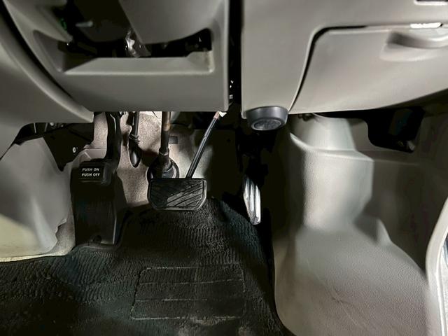 エブリイワゴン ＰＺターボスペシャル　車検９年１月　ターボ　オートギヤシフト　キーレス　ナビ　両側電動スライドドア　ＡＢＳ　ＳＲＳエアバッグ　パワステ　パワーウィンドウ　フォグランプ　アルミホイール　２ＷＤ　４ＡＴ（48枚目）