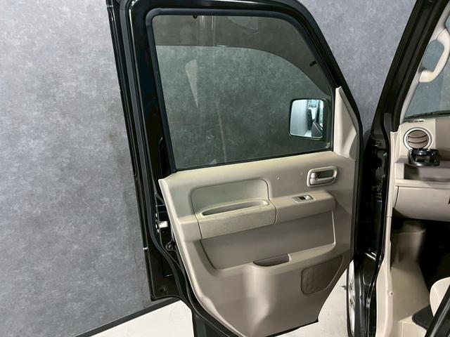 エブリイワゴン ＰＺターボスペシャル　車検９年１月　ターボ　オートギヤシフト　キーレス　ナビ　両側電動スライドドア　ＡＢＳ　ＳＲＳエアバッグ　パワステ　パワーウィンドウ　フォグランプ　アルミホイール　２ＷＤ　４ＡＴ（51枚目）