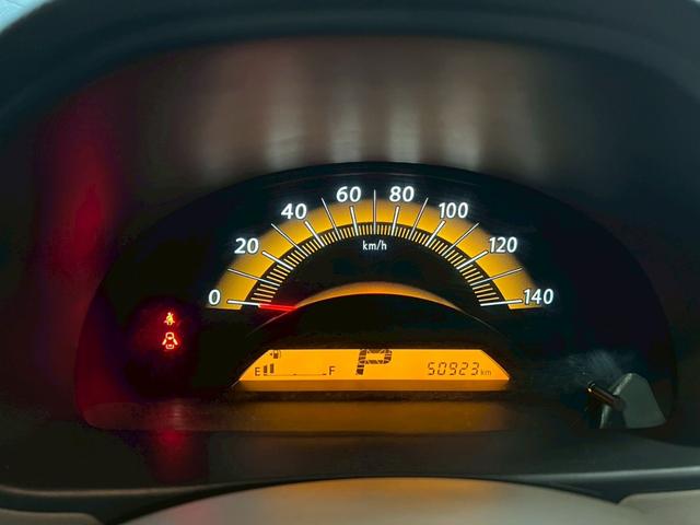 パレット L 車検9年11月 オートギヤシフト スマートキー キー2本 CD ABS SRSエアバッグ ヘッドライトレベライザー パワステ パワーウィンドウ アルミホイール 2WD CVT(8枚目)