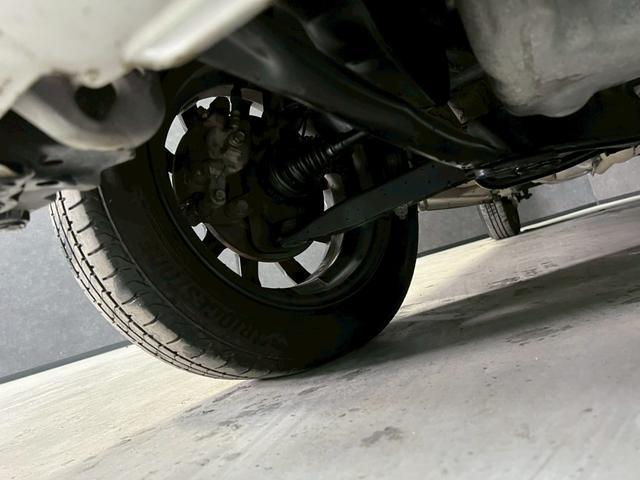 パレット L 車検9年11月 オートギヤシフト スマートキー キー2本 CD ABS SRSエアバッグ ヘッドライトレベライザー パワステ パワーウィンドウ アルミホイール 2WD CVT(26枚目)