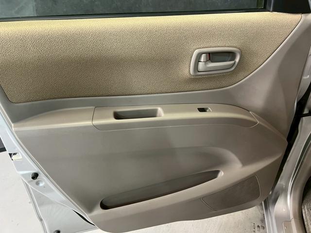 パレット L 車検9年11月 オートギヤシフト スマートキー キー2本 CD ABS SRSエアバッグ ヘッドライトレベライザー パワステ パワーウィンドウ アルミホイール 2WD CVT(52枚目)